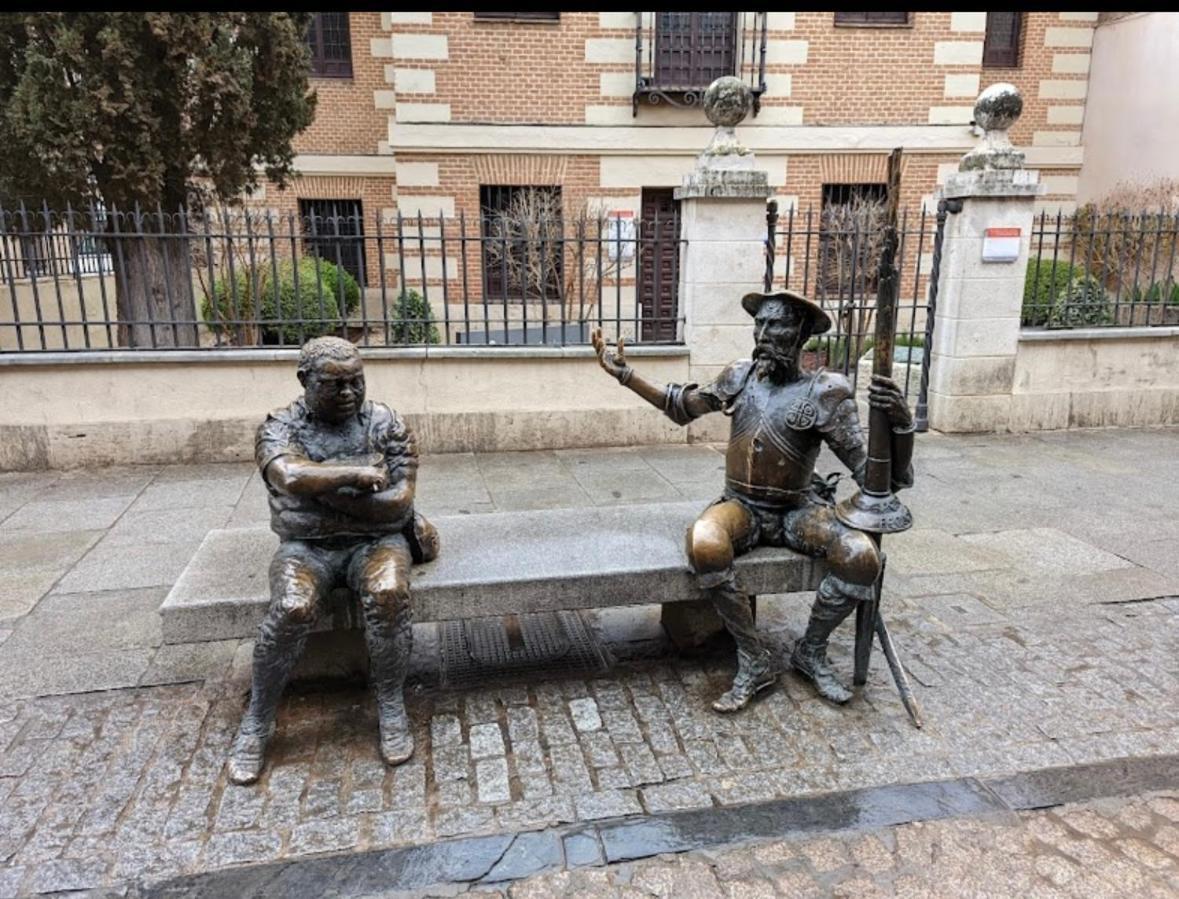 Laan Los Pinos Alcala de Henares Bagian luar foto